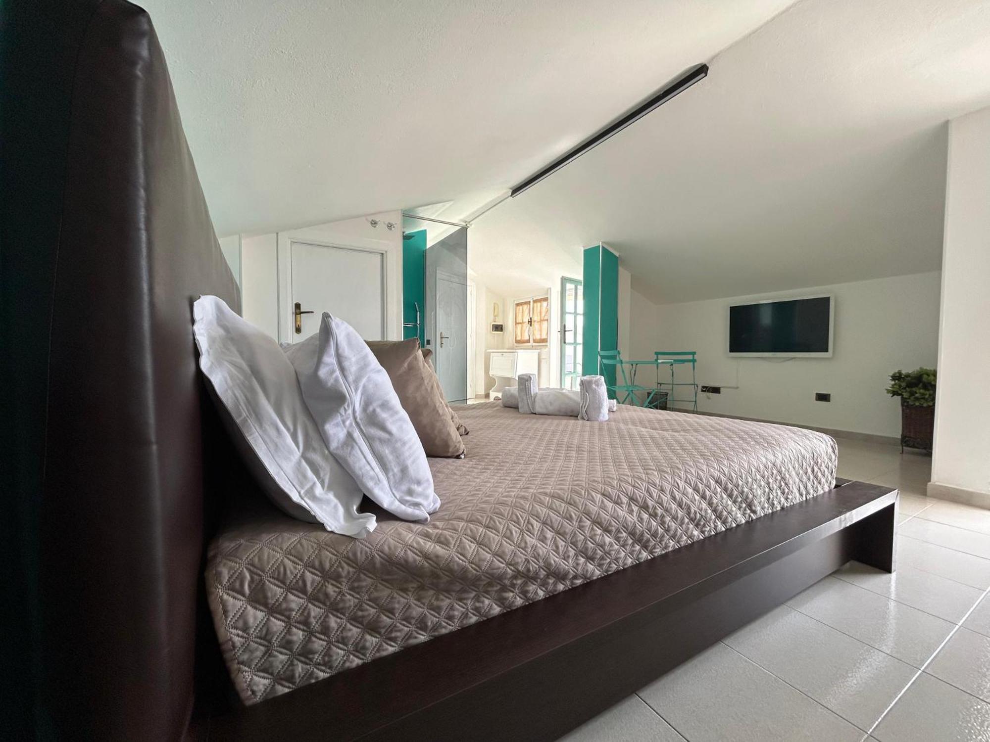 Bed And Breakfast Villa Teis Quartu Sant'Elena Ngoại thất bức ảnh